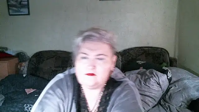 XXX chat uživo modela Lana555