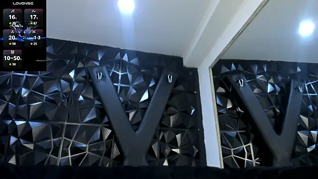 แชท XXX สดของ LiamDeep