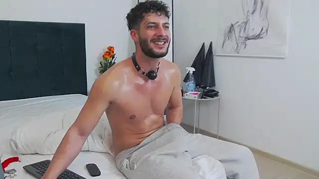 I_amAlessandro webkamerás műsora