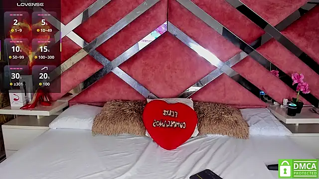 Lily_Queen30's Live XXX Chat