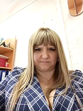 Онлайн чат XXX Office_Albertina