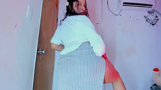 Chat XXX ao vivo de Emily_Coper18