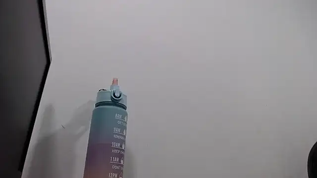 Czat XXX na żywo – emiliaa_hot