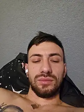 stfvataman: διαδικτυακό σόου στην κάμερα