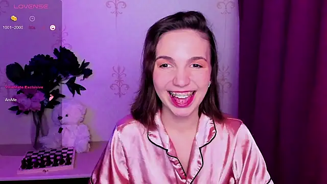 KindHazelHere_'s Live XXX Chat