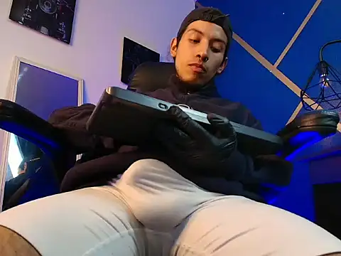 Enzo_jagger Chat XXX live