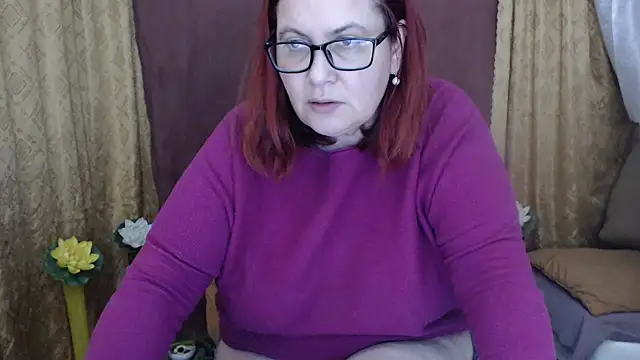 PlayfullMature live XXX chat