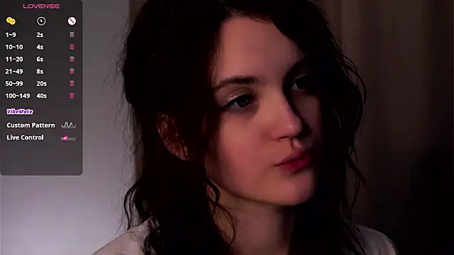 Онлайн чат XXX EffieHenri