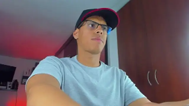 _John_Boy_ Live XXX-Chat