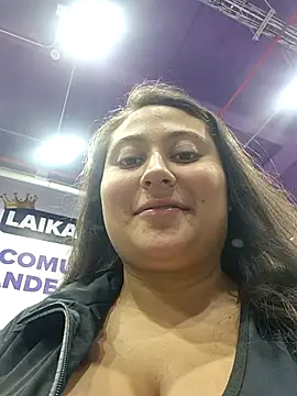 Celeem_ – Naživo XXX chat