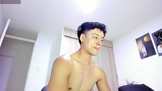 Sebastian-Dash's Live XXX Chat