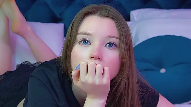 Chat XXX en directo de KeiraAsti