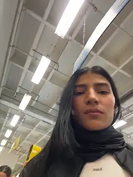 Chat XXX en directo de Ema_Rose_