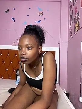 thakhiii3 Chat XXX live