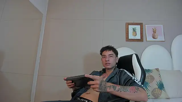 Thiago_2003_n Webbikameraesitys