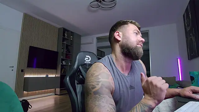 UbbeViking's Live XXX Chat