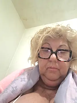 Merilulla webkamerás műsora