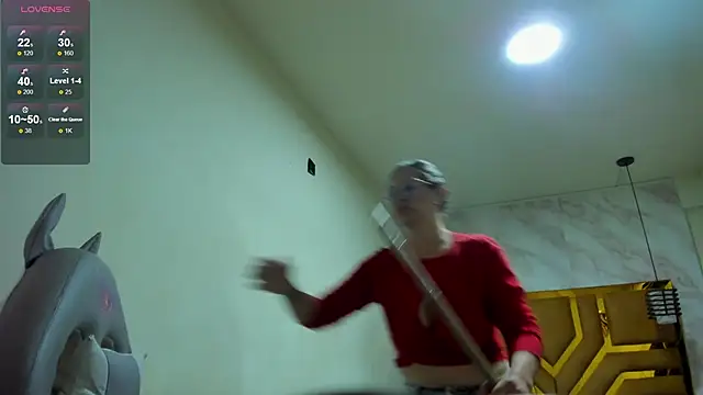 Онлайн чат XXX Luciifeer_