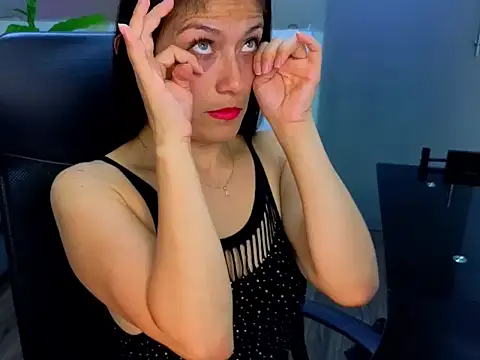 AnnyMilet_ Live XXX-chat