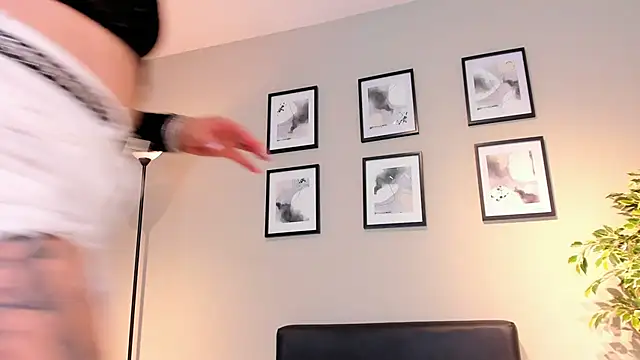 HannaBrave: απευθείας συνομιλία ΧΧΧ