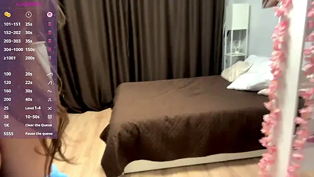 دردشة Cutie_VaIery الجنسية المباشرة