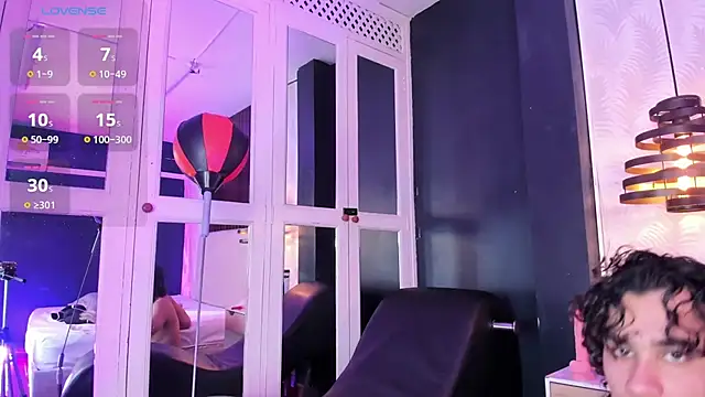 Fran_Smiths Adlı Modelin Canlı XXX Sohbeti