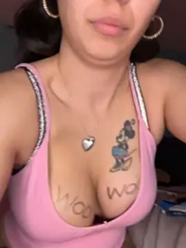 daniella_monroeのライブXXXチャット