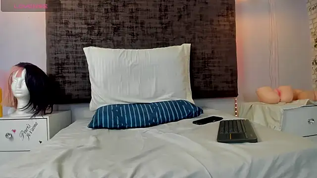 baby_west Chat XXX in diretta