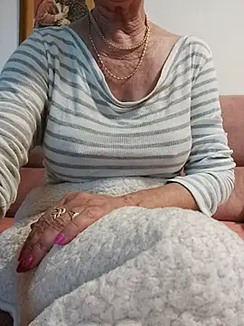 Catababa67's Live XXX Chat