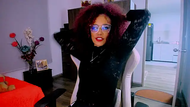 XXX chat uživo modela ScarlettMalbec