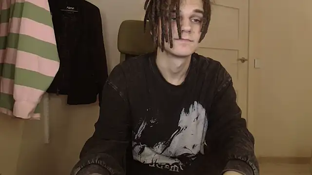 XXX chat uživo modela PeachTree