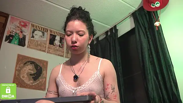 Chatroom XXX en direct de Katyroronoa