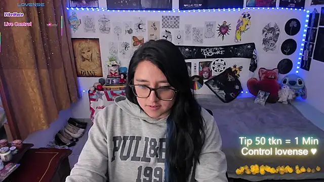 Chat XXX en directo de Cherry_blush_