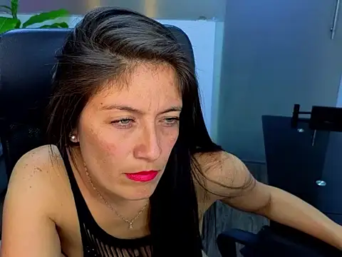 AnnyMilet_のライブXXXチャット