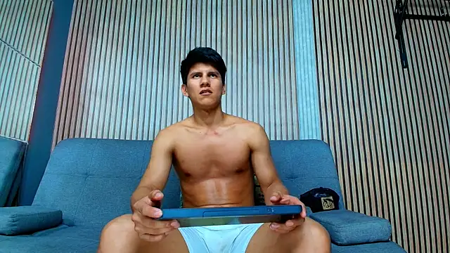 Chat +18 de Atlas_desire ao vivo