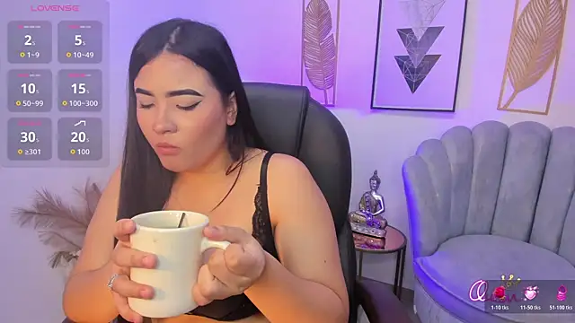 calyptra_lux's Live XXX Chat