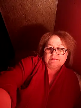 Iwenne Show in webcam