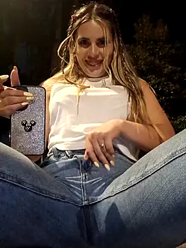 Cata_city1106 即時 XXX 聊天