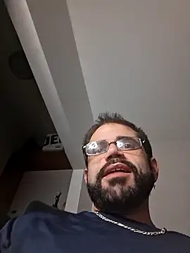 دردشة Zander823 الجنسية المباشرة