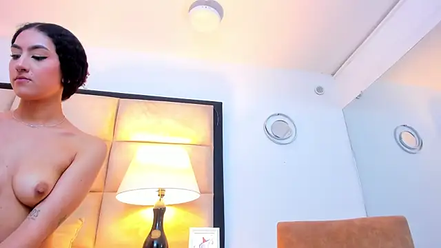 EllaEvanzz – Live XXX-chat