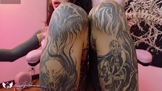 antoniaacxx 即時 XXX 聊天