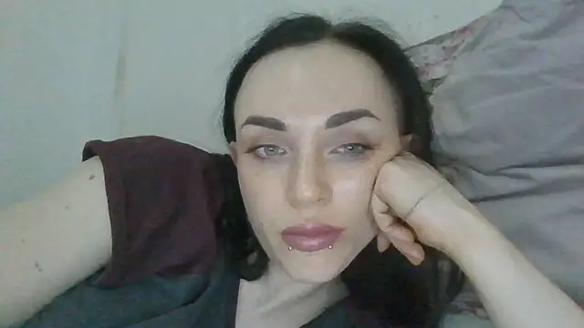 Онлайн чат XXX Trinsy_Love