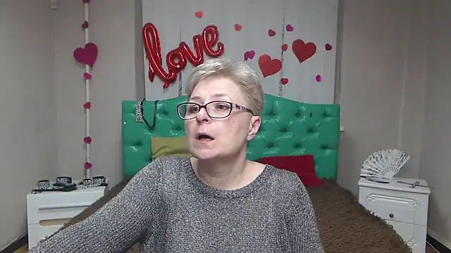 EmiliaGree – webcam-show