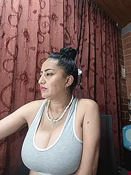 Alexandrina élő XXX-chatje