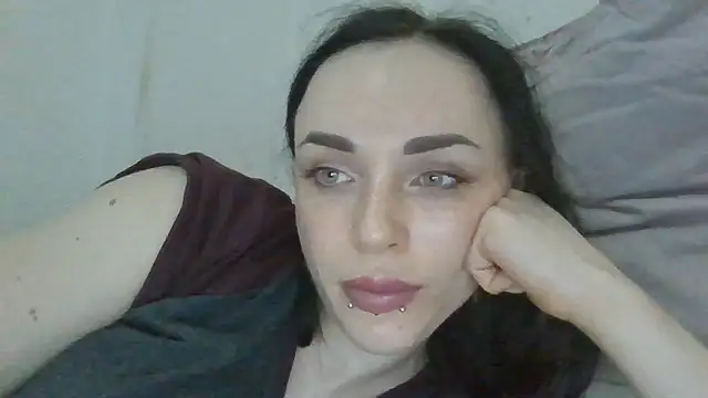 Chat XXX ao vivo de Trinsy_Love