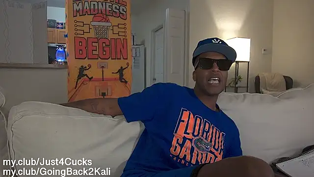 Pokazy przed kamerką – boomboomr00m