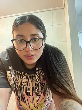 croftsmila's Live XXX Chat