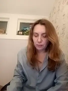 Show modela NotForAlll na web-kameri