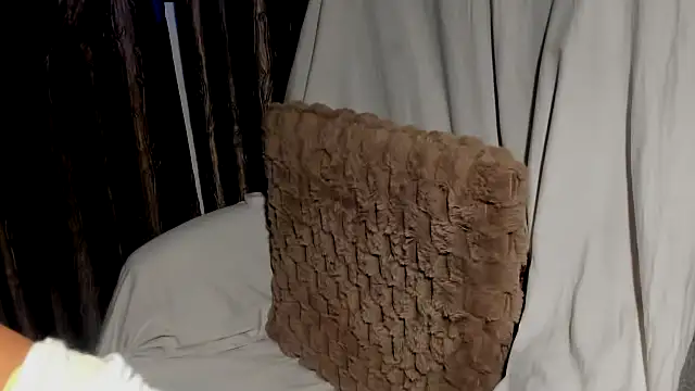 TheShyGirl_'s Live XXX Chat