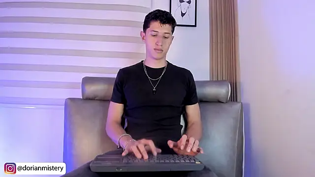 Dorianmistery2322_ webkamerás műsora